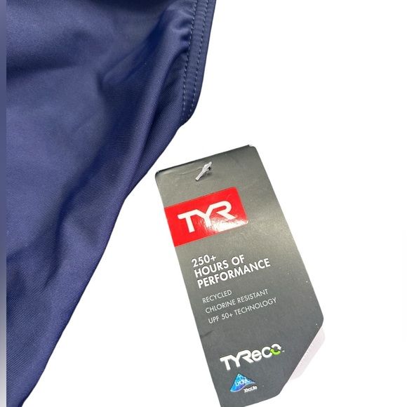 TYR womens navy blue one piece Swimsuit Tyreco Maxfit size 28 NWT - Picture 6 of 6